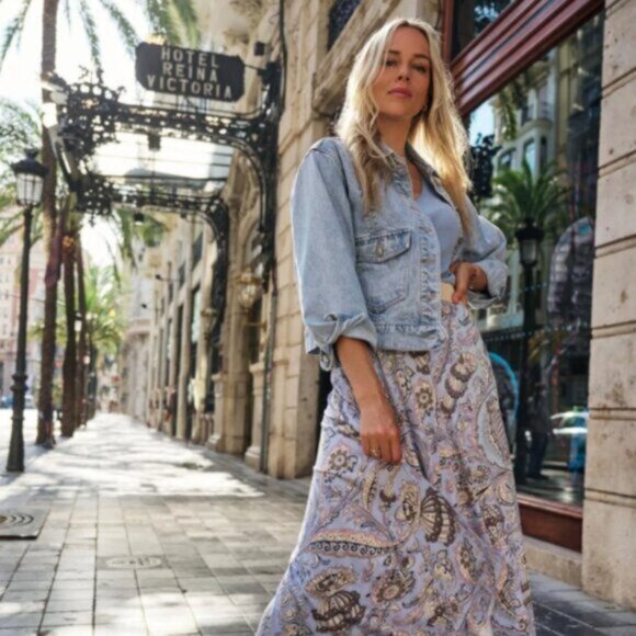 Light Denim Wash Oversized Bomber Jacket Retro NWT Sz 12 - Picture 14 of 15